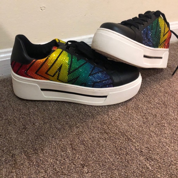 Michael Kors pride shoes - Picture 3 of 5